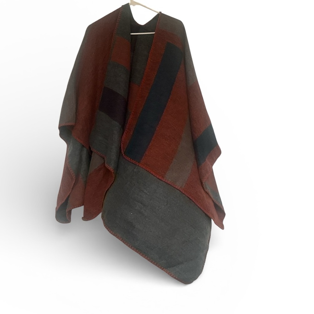 BB Dakota Rustic Stylish Poncho Cape Wrap Fall Blanket Shawl Boho Knit‎ Fun Cozy